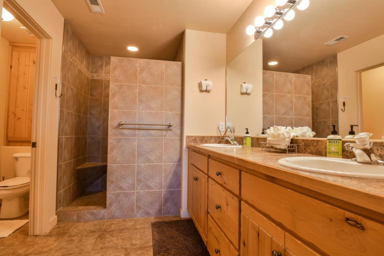 Rv M4 - Moab Get Away And Great Price For The Family! Villa Exterior photo